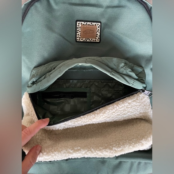 NWT!! VANS Animal MIX backpack - Picture 5 of 10